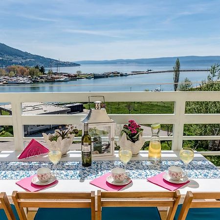 Apartment Sea View Mouth Cetina 오미스 외부 사진