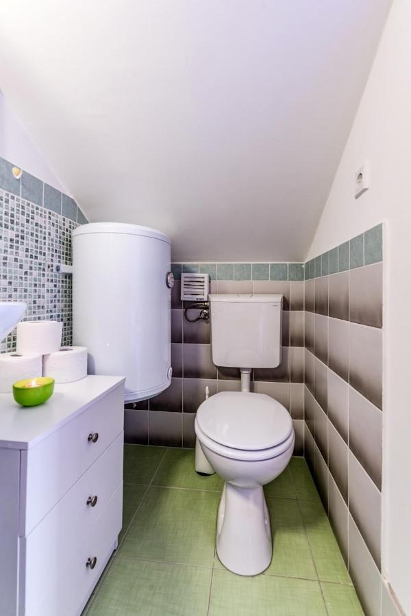 Apartment Sea View Mouth Cetina 오미스 외부 사진