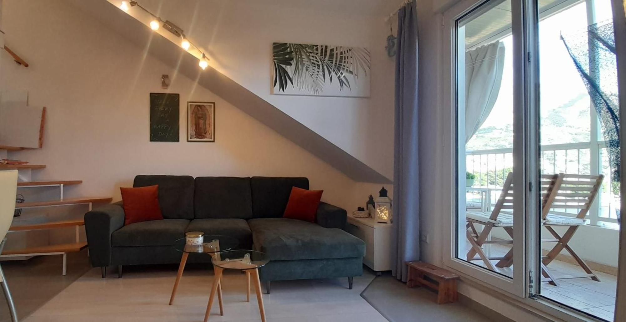 Apartment Sea View Mouth Cetina 오미스 외부 사진