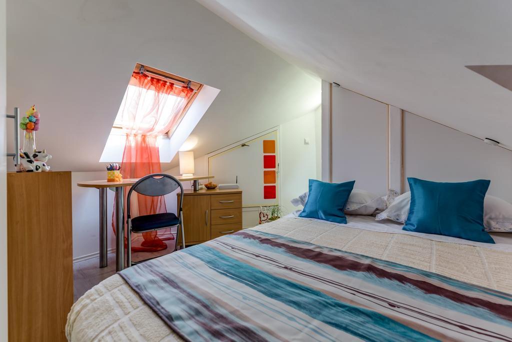 Apartment Sea View Mouth Cetina 오미스 외부 사진