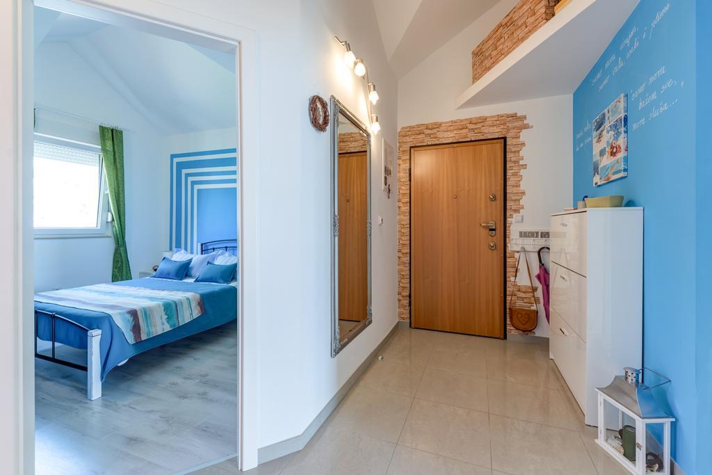 Apartment Sea View Mouth Cetina 오미스 외부 사진
