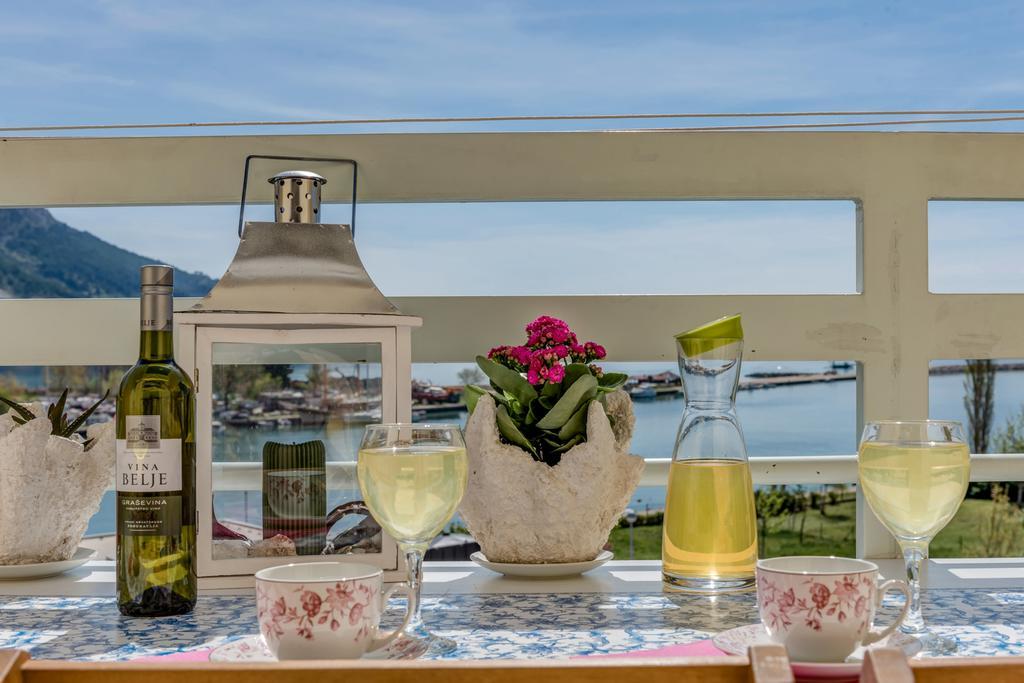 Apartment Sea View Mouth Cetina 오미스 외부 사진